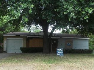 5876 Bluffman Dr, Dallas, TX 75241