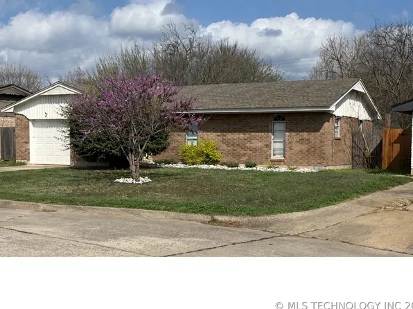 1313 Keystone Ln, Norman, OK 73071