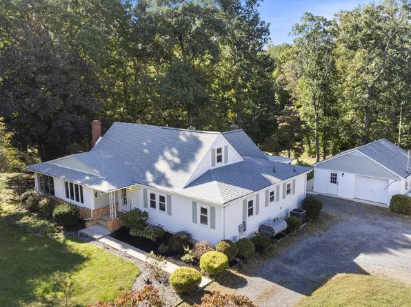 9927 Hg Trueman Rd, Lusby, MD 20657