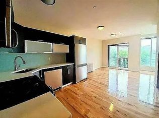 211 61st St APT 3, Brooklyn, NY