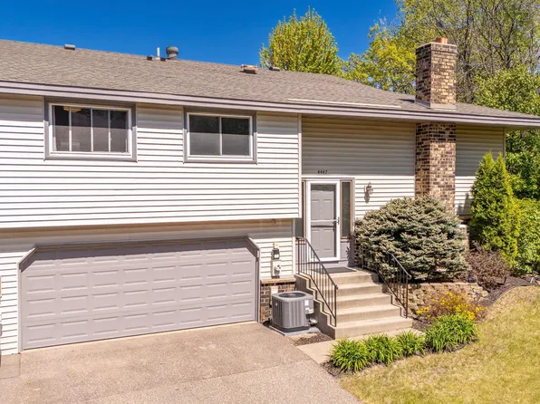 4447 Woodgate Ct, Eagan, MN 55122
