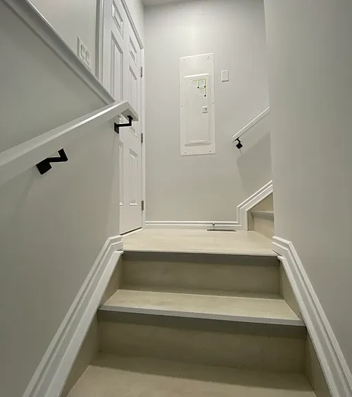 5119 Lark Cres NW #1A — Photo 3
