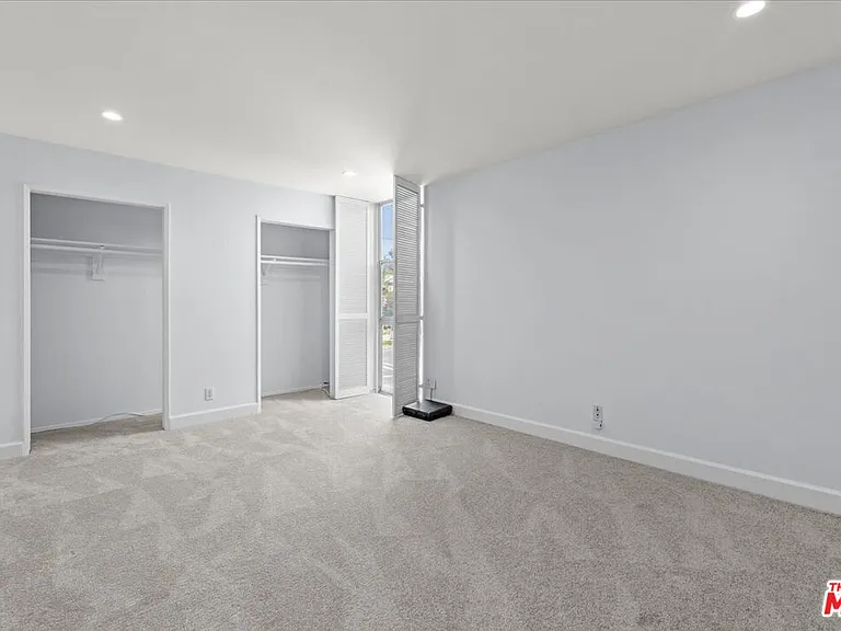 2311 4th St #220 — Photo 14