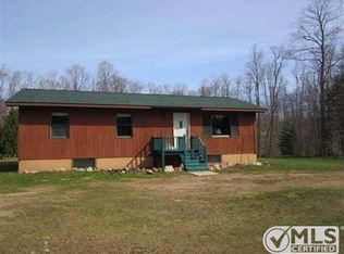 N4421 Sixteen Mile Lake Rd, Munising, MI 49862