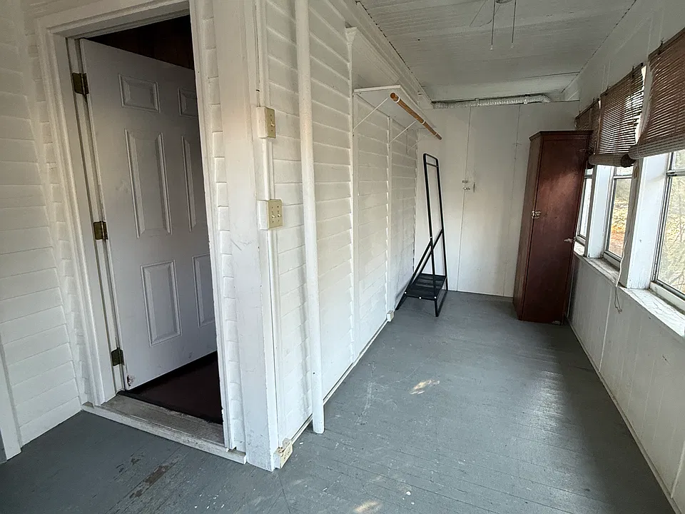 50 Buel St #50A
