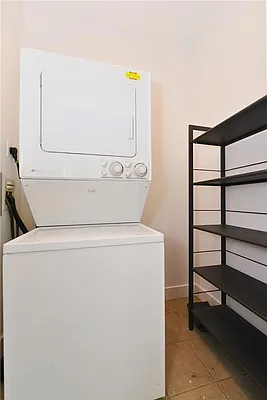 Rented by Bank Neary | media 19