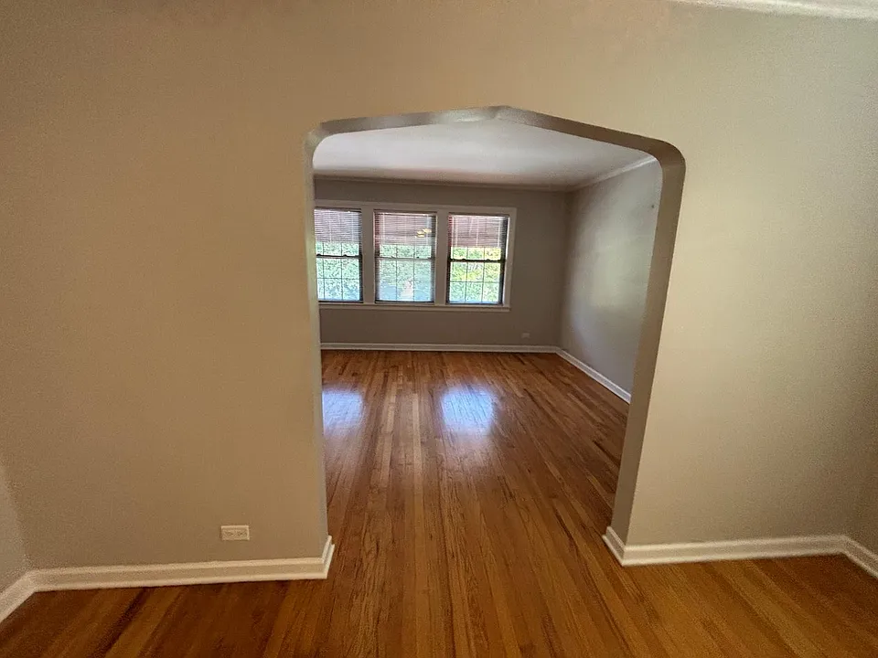 2134 N Harlem Ave #1