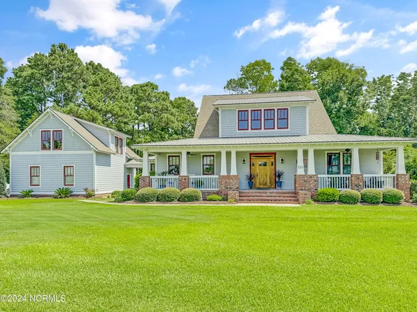 110 W Colonnade Drive, Hampstead, NC 28443