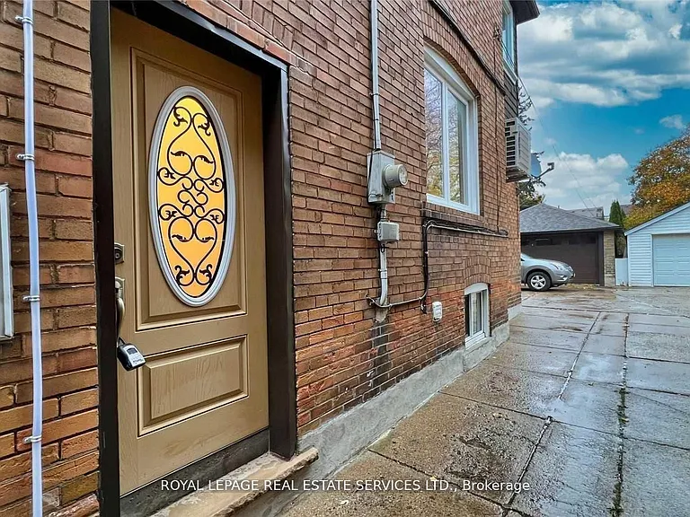 87 Dawes Rd #LOWER — Photo 6