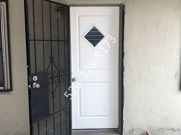4th image of 2935 N Alvernon Way APT 2