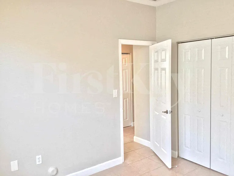10773 SW 245th St — Photo 13