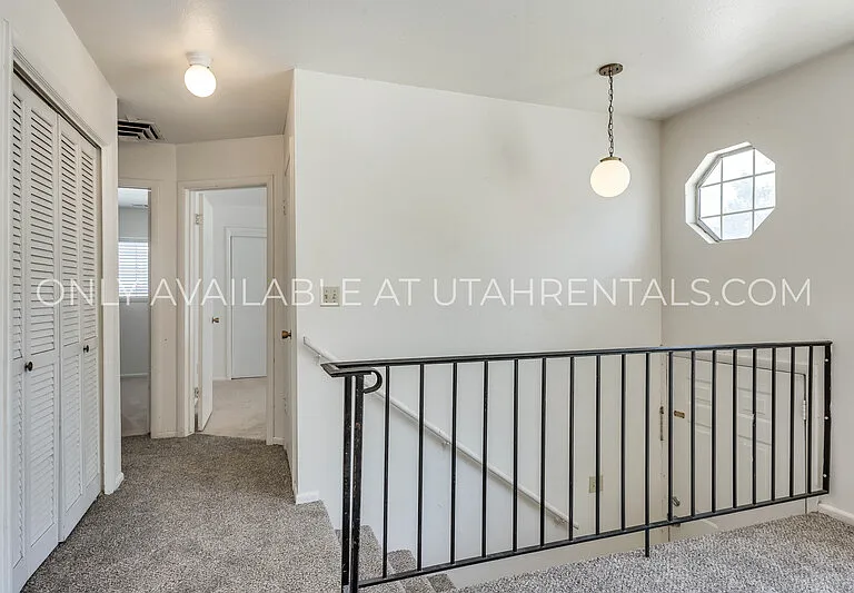 255 E Center St #11 — Photo 16