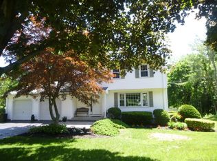 10 Jones Farm Rd, North Haven, CT 06473