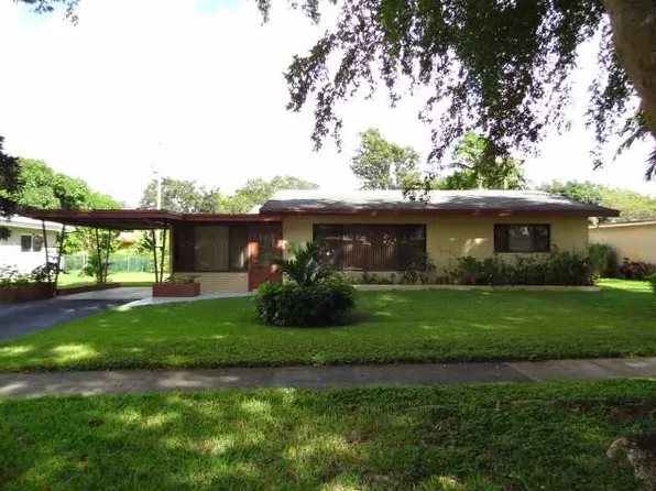 5631 Madison St, Hollywood, FL 33023