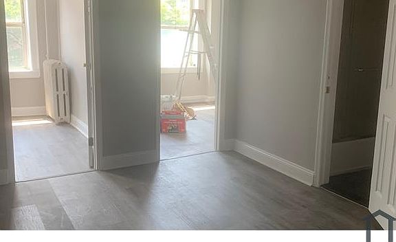 5th image of 9205 Rockaway Beach Blvd #1B