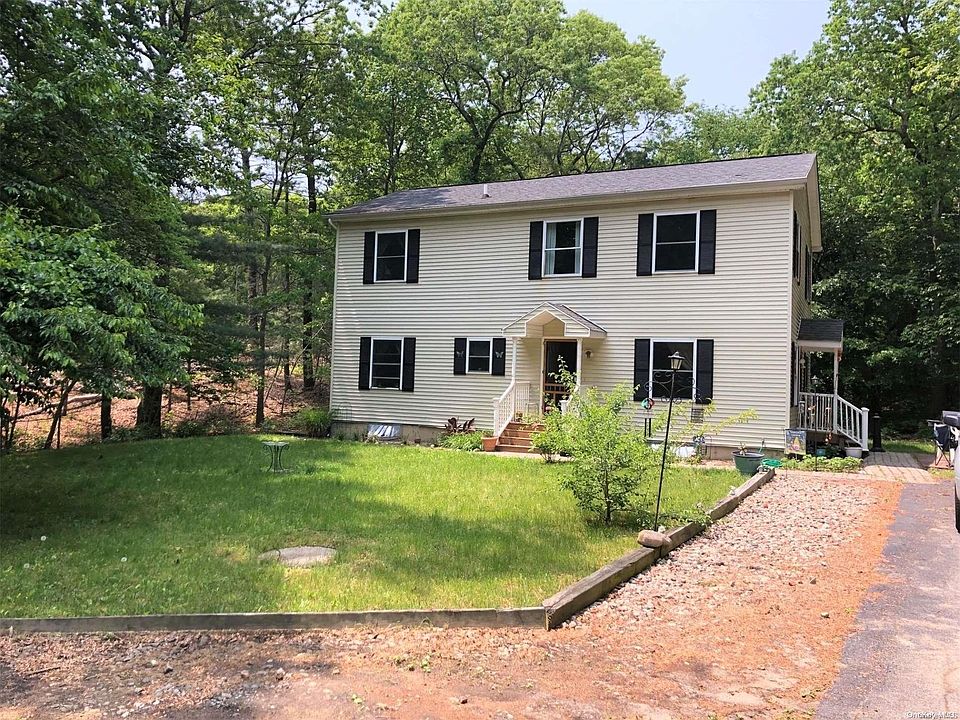 1st image of 82 Gray Avenue