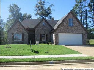 321 E Oak Grv, Hernando, MS 38632