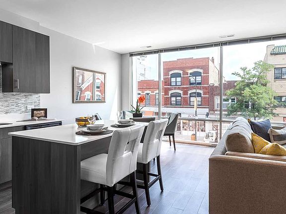 2nd image of 1815 W Chicago Ave #305