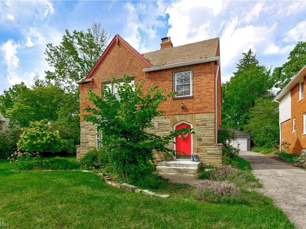 3847 Meadowbrook Blvd, University Heights, OH 44118