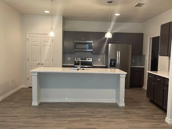 511 CR 306, 511 County Road 306 #A, Jarrell, TX 76537