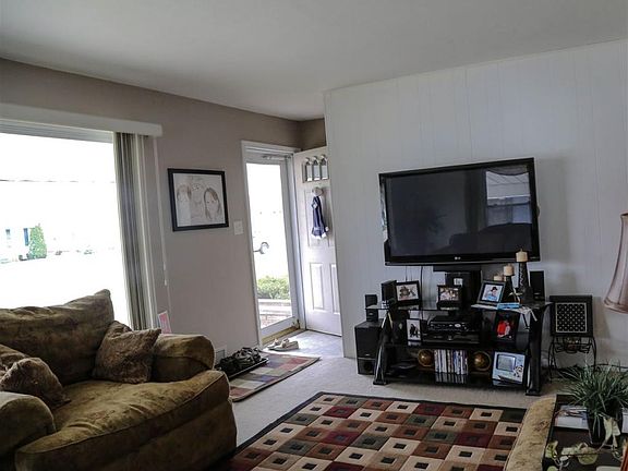 2nd image of 4723 Parkway