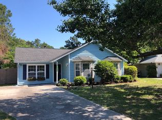1541 E Crossing Ln, Mount Pleasant, SC 29466