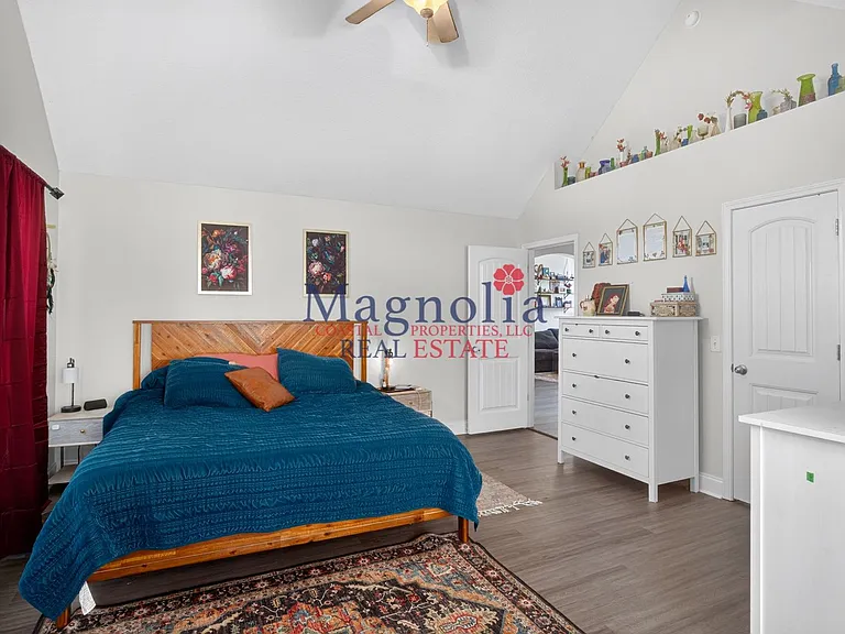 268 Scarlett Ln — Photo 16