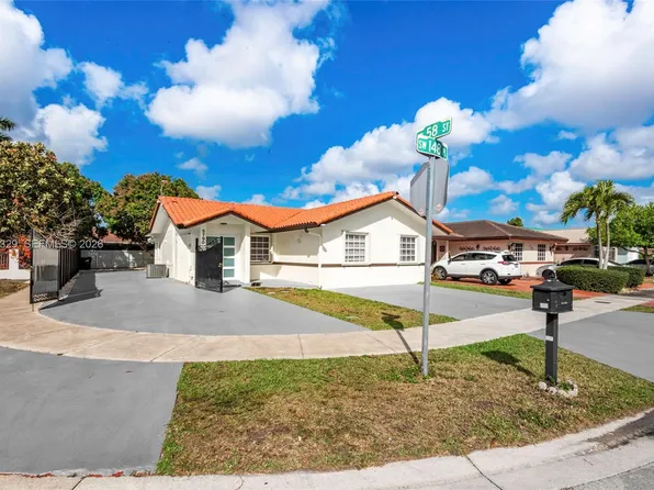 5790 SW 148th Pl, Miami, FL 33193