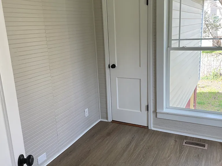 1206 Cornell St — Photo 32