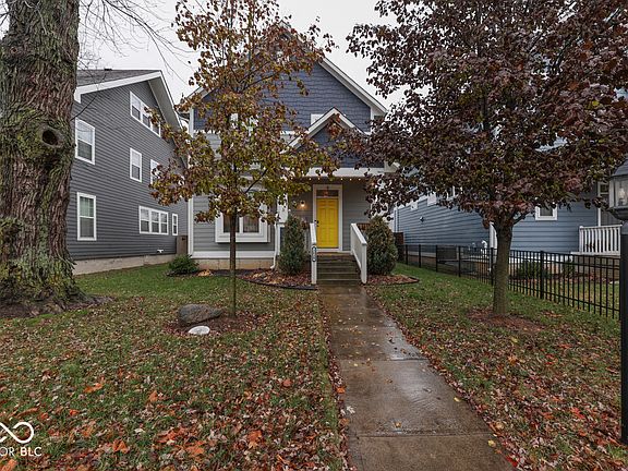 3rd image of 2620 N College Ave