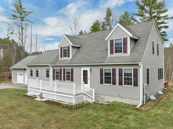 22 Duckworth Road, Hebron, NH 03241