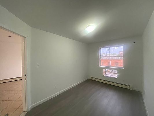 2nd image of 4884 37th St Floor 2