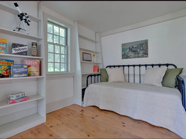 3 Decary Rd — Photo 22