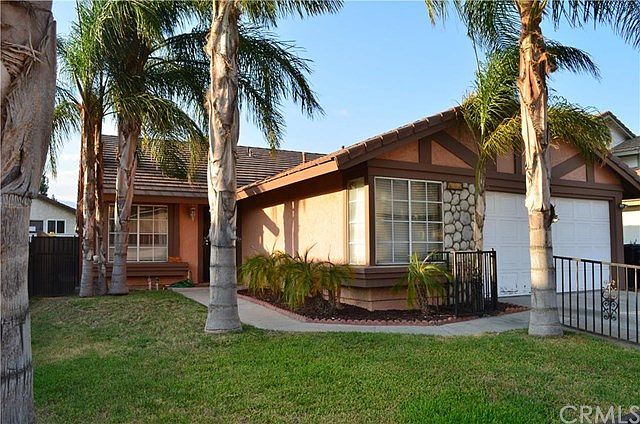 1st image of 14464 Mountain High Dr