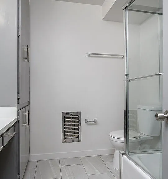 450 S Los Robles Ave #3 — Photo 12