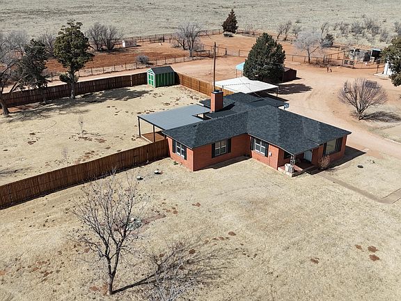 3rd image of 2550 Holland Rd