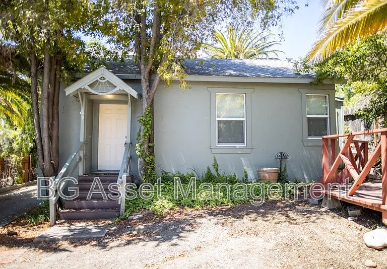859 California Blvd #A — Photo 2