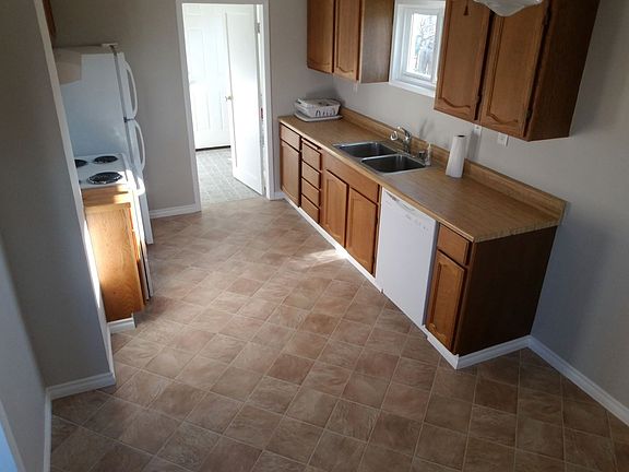 4th image of 1121 W Columbia Ave