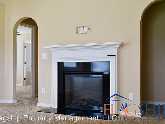3rd image of 1221 Teakwood Dr