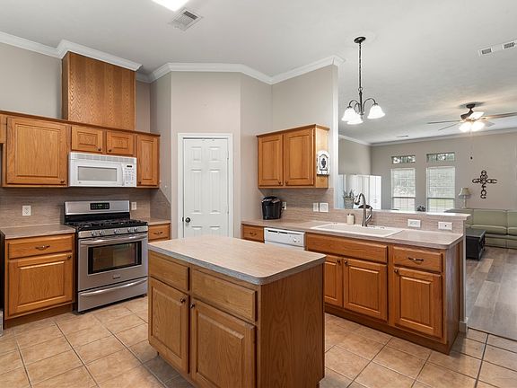 5th image of 1208 Portsmouth Ct