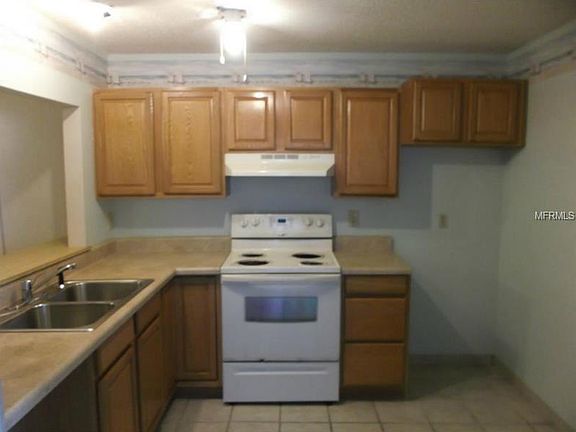 5th image of 610 45th St E