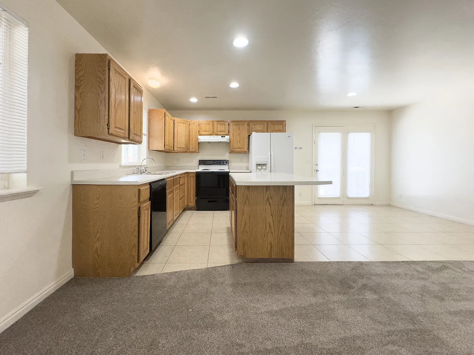 312 W 500 N — Photo 2