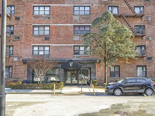 88-29 155th Ave #GD, Howard Beach, NY 11414