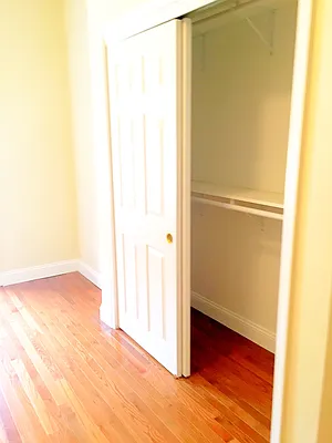 Rented by Rapid Realty Cobble Hill | media 47