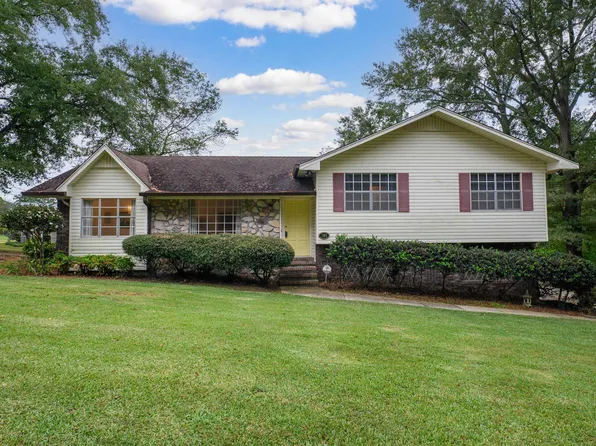 186 Forest Rd, Bessemer, AL 35023