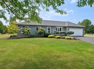 3944 Dickersonville Rd, Ransomville, NY 14131