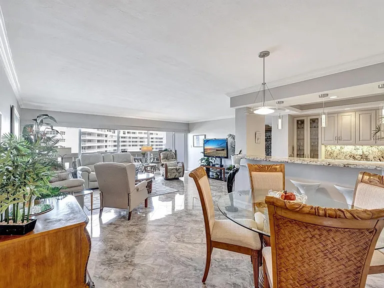 2100 S Ocean Dr #16F — Photo 6