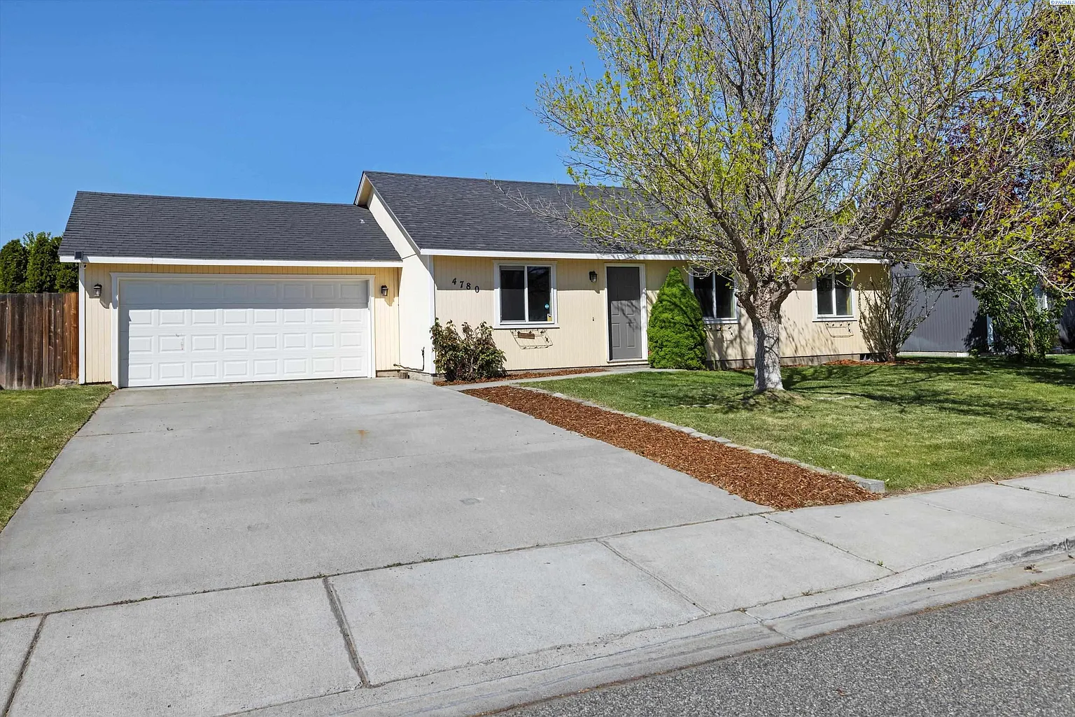 4780 Thrush Ln photo 1