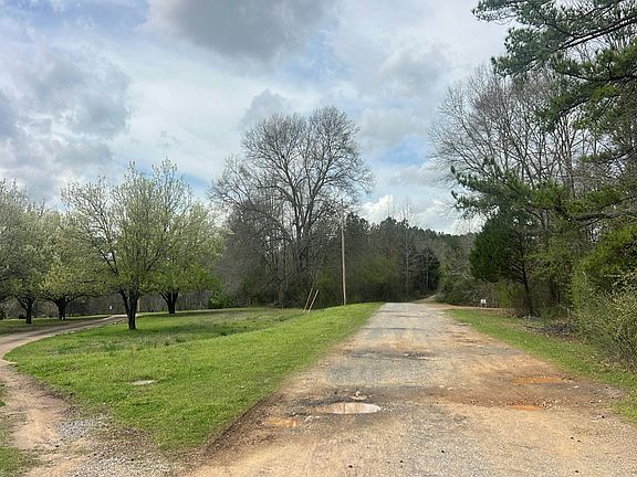 5th image of 1230 Moon Rd