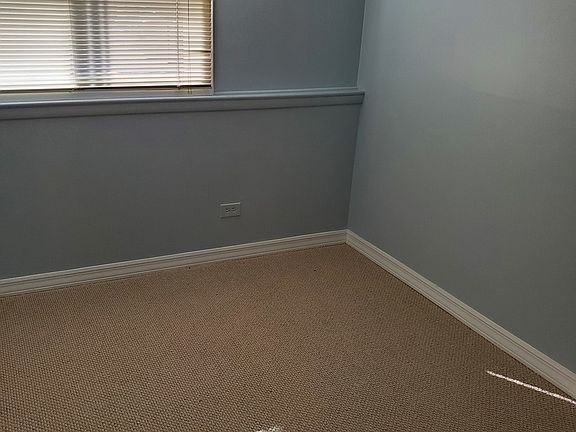 4th image of 551 W Park Ave #G